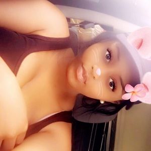 Meet your Posher, Nikole